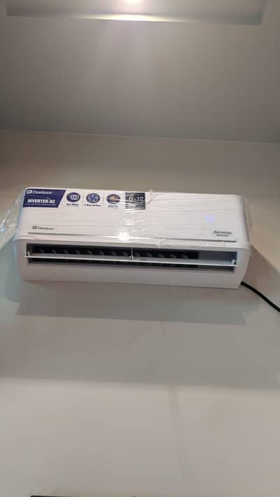 Brand new 1 ton AC
