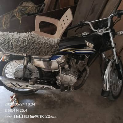 Honda CG 125 special addition 2024 advance serial 16