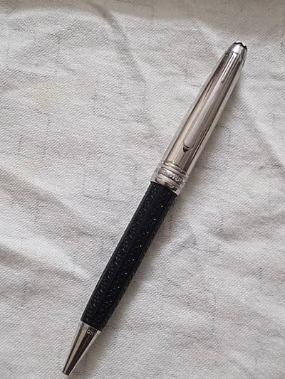 ORIGINAL MONTBLANC CLASSIC PLATINUM PLATED BALL POINT PEN