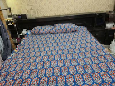 Double bed with dressing table