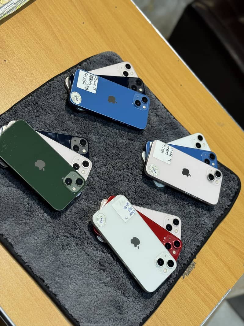 Apple iPhone 13 9
