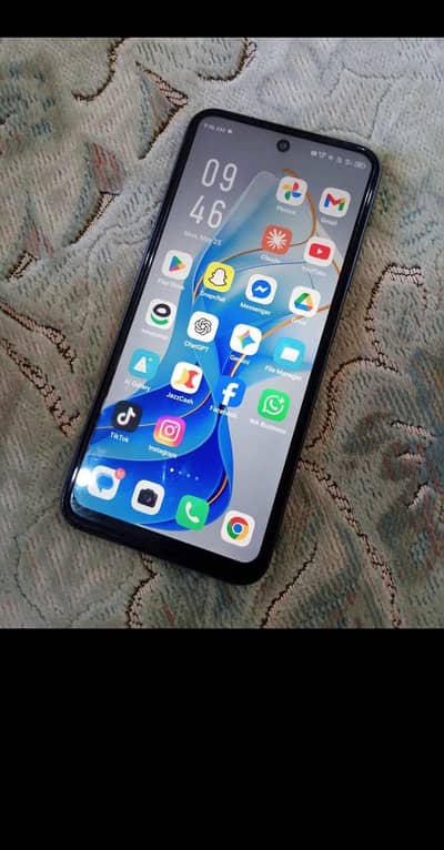 Infinix Hot 50 5G , 8+8 256 , sheikh maltoon mardan