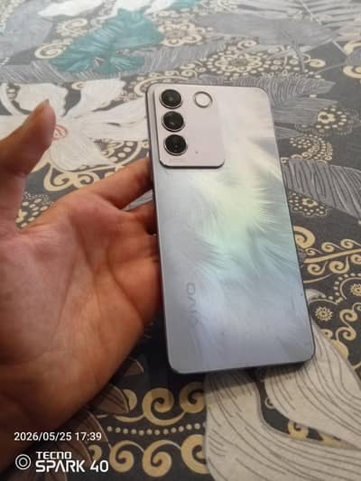Vivo V27e
