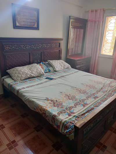 Completely bed and dresser table