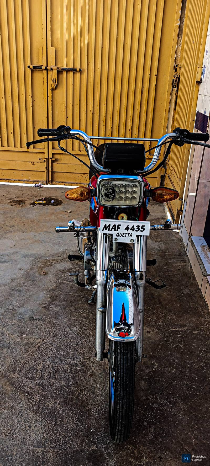 Unique CD 70 2020 model 13