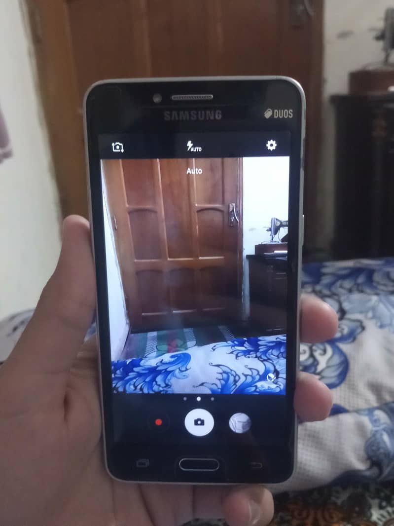Samsung Mobile 4