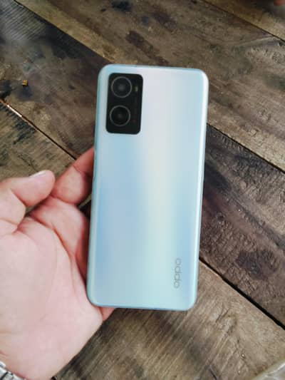 OPPO A76