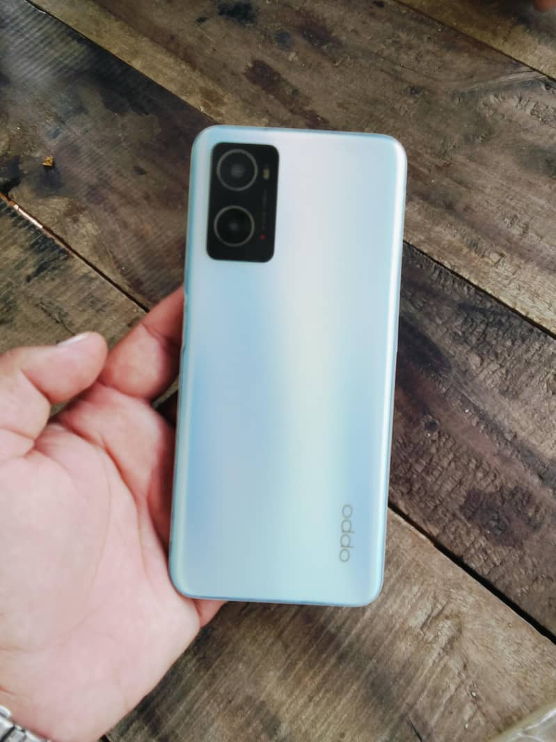 OPPO A76 0