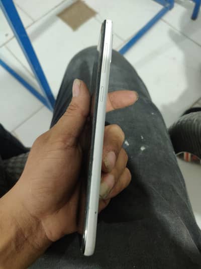 Samsung Mobile A30s