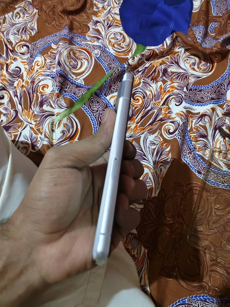 Google Pixel 7 5