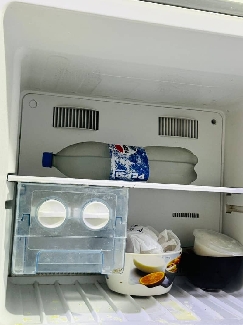 Sharp Refrigerator 4