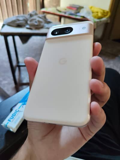 Google Pixel 8