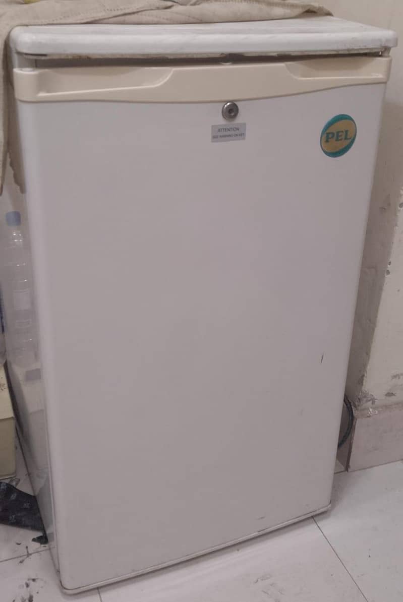 Small Fridge 1
