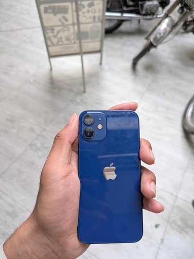 Apple iPhone 12 mini