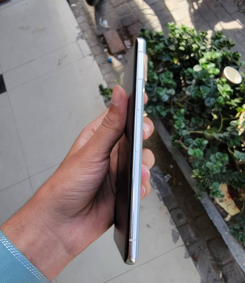 Google pixel 7 pro 2