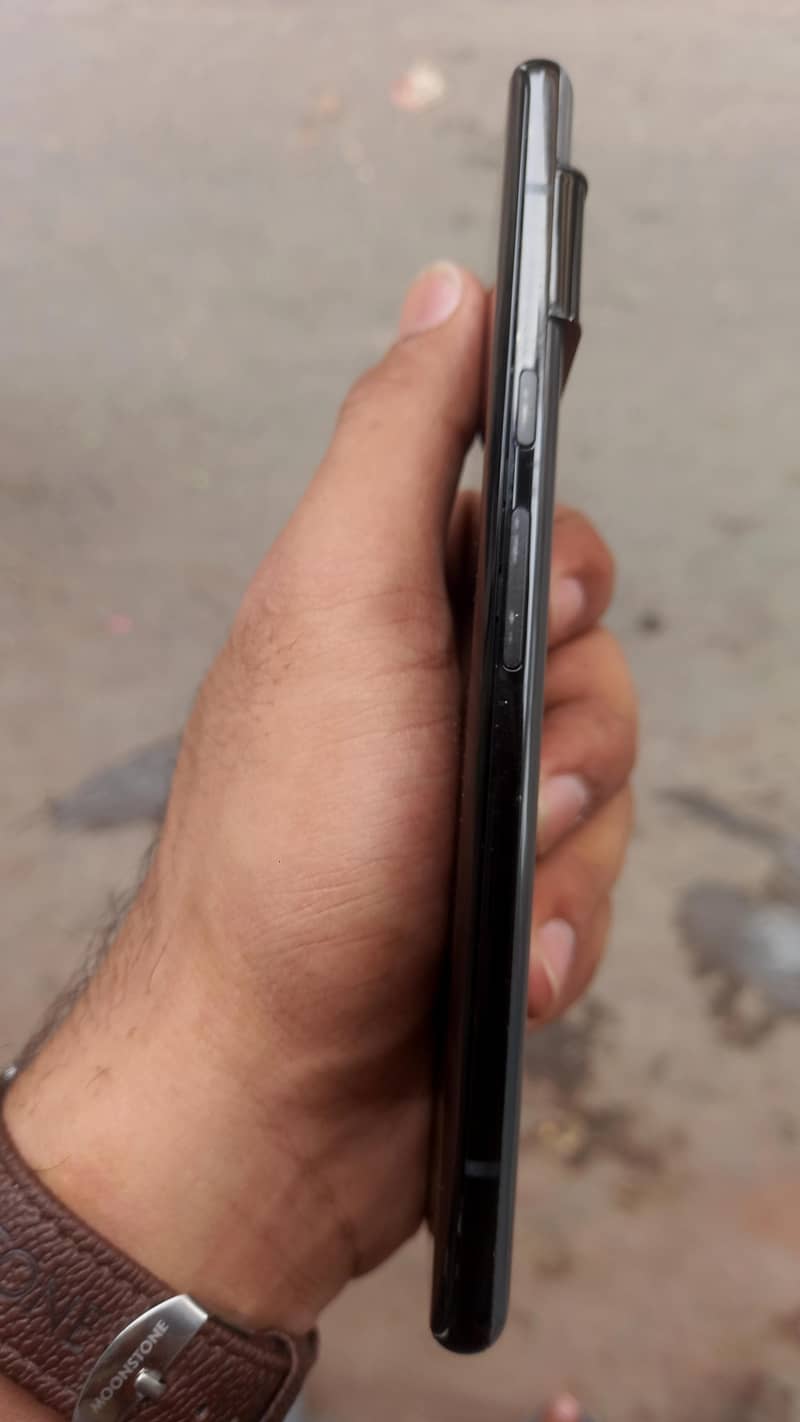 Google Pixel 6 Pro 2