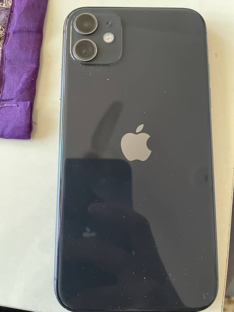 Apple iPhone 11 0