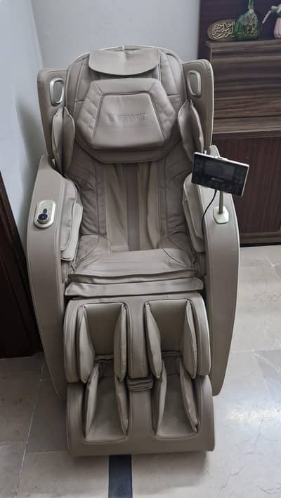 JC Buckman Revive US 3D message chair