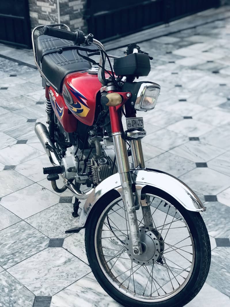United 70cc 4