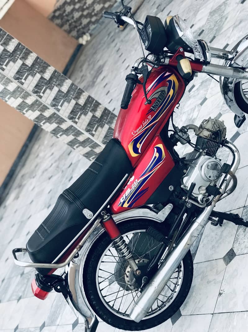 United 70cc 7
