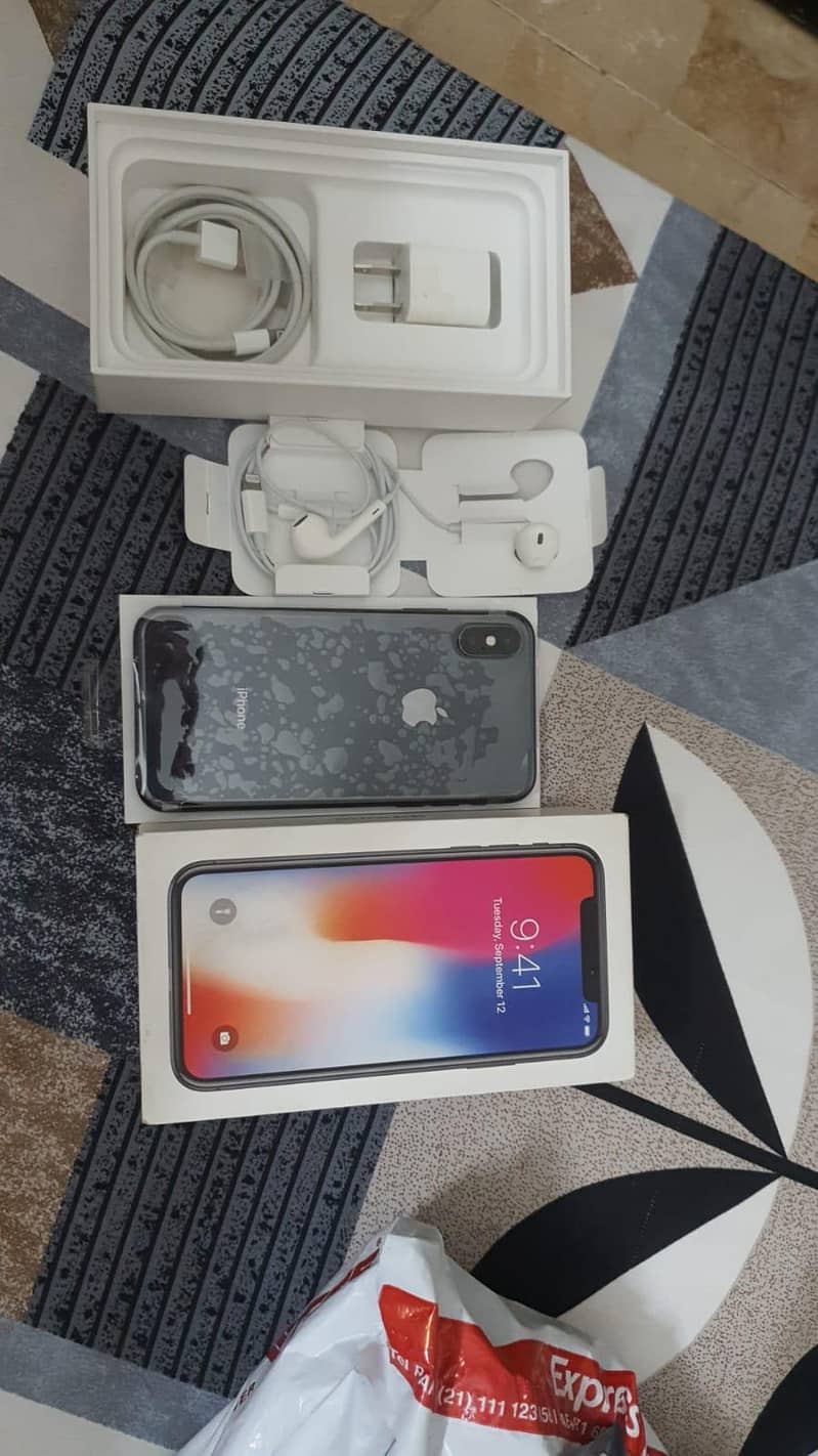 Apple iPhone X 0