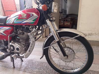 Honda CG125 Model 2023 10/10 condition