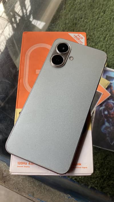 Tecno Spark Go 2