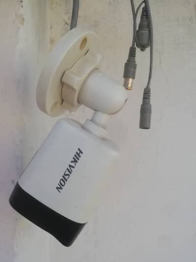Hikvision Camera (6 pieces)
