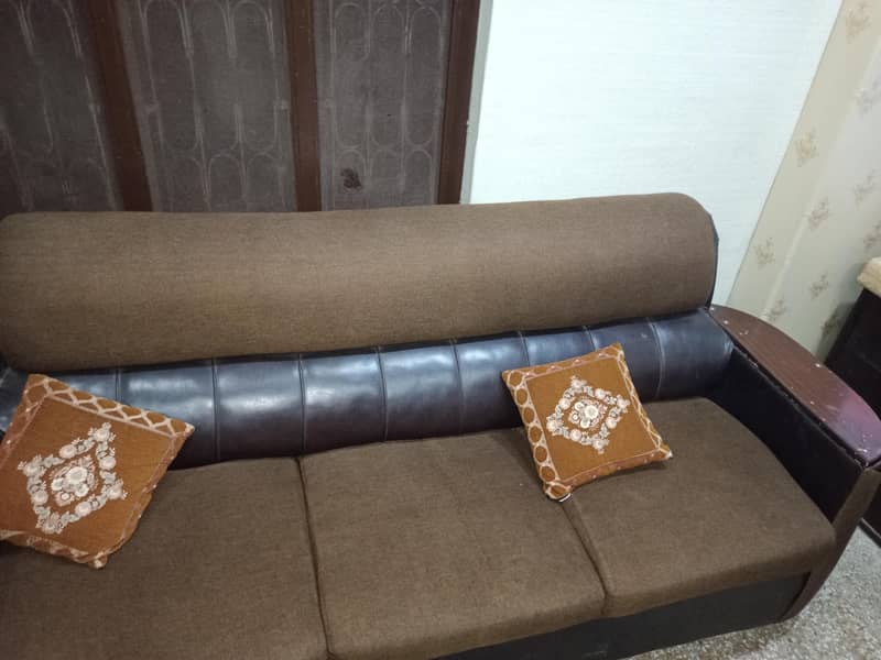 5 seater sofas 1