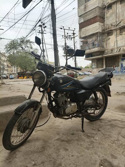 Suzuki GS 150