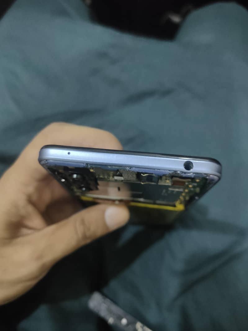 Sharp Aquos Zero 5g Basic Non PTA 7