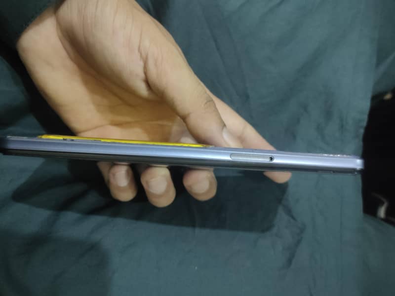Sharp Aquos Zero 5g Basic Non PTA 9