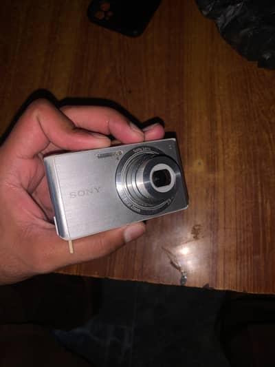 Sony Cybershot. Digital Camera