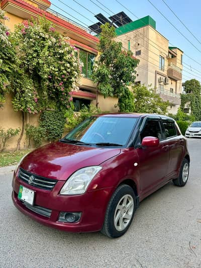 Suzuki Swift 1.3 DLX 2012 Model