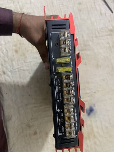 Whole setup available speakers boofer amplifier android panne
