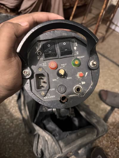 Professional Studio Flash Light Pair Zabardast Condition