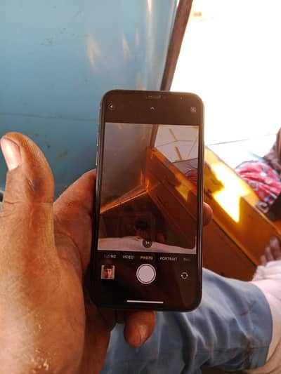 Apple iPhone XS