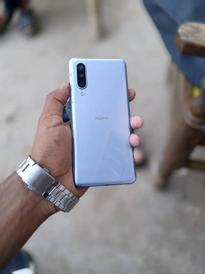 Sharp Aquos Zero
