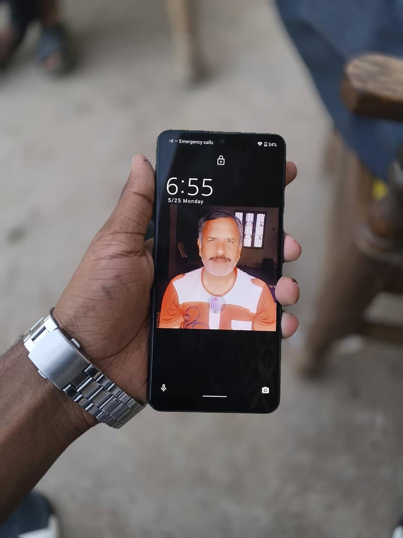Sharp Aquos Zero 1