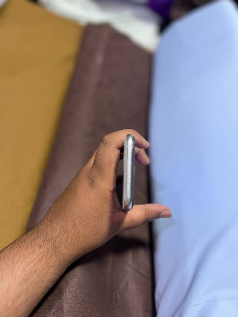 iPhone 11 pro 3