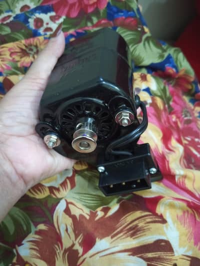 Dawlance silai machine new all parts ok Sara Saman available haii