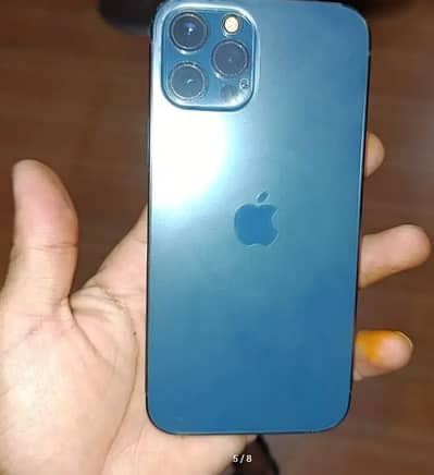 Apple iPhone 12 Pro icloud loocked