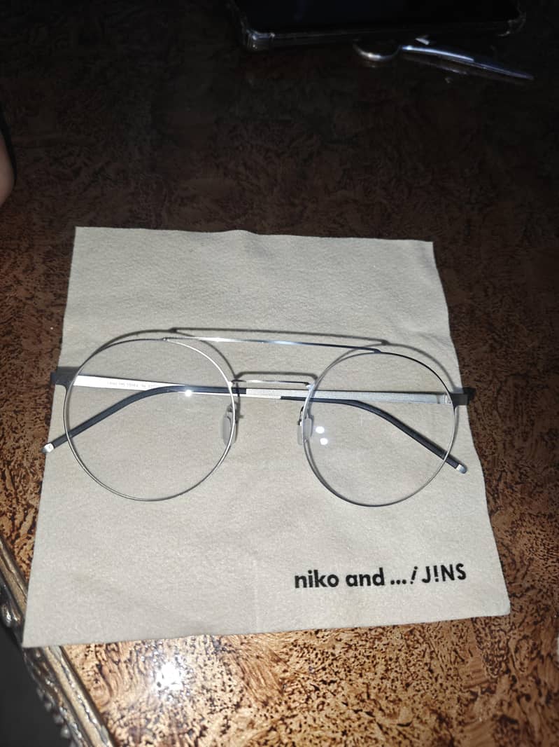 glasses 3