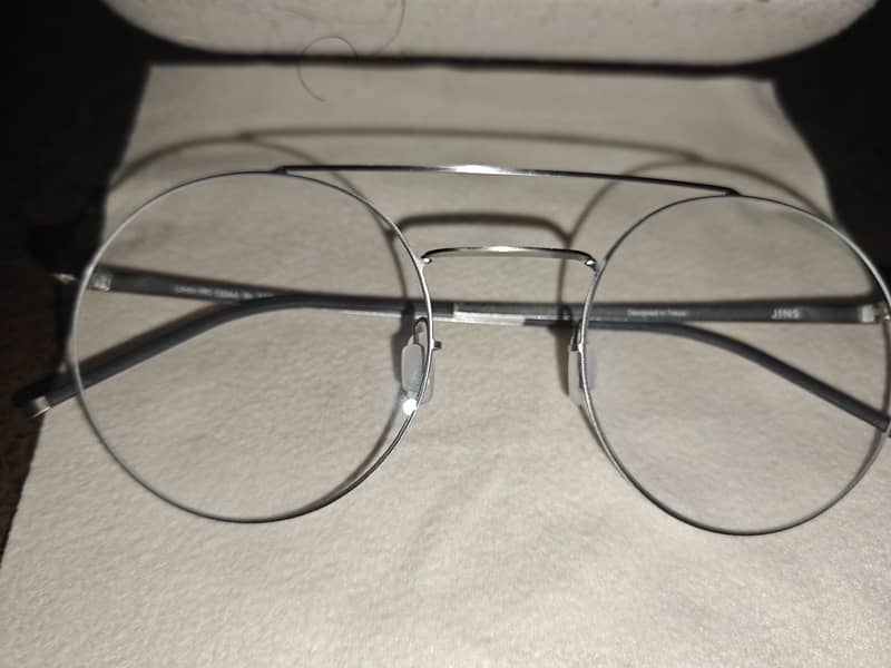 glasses 4