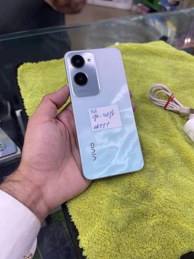 Y18  6-128GB