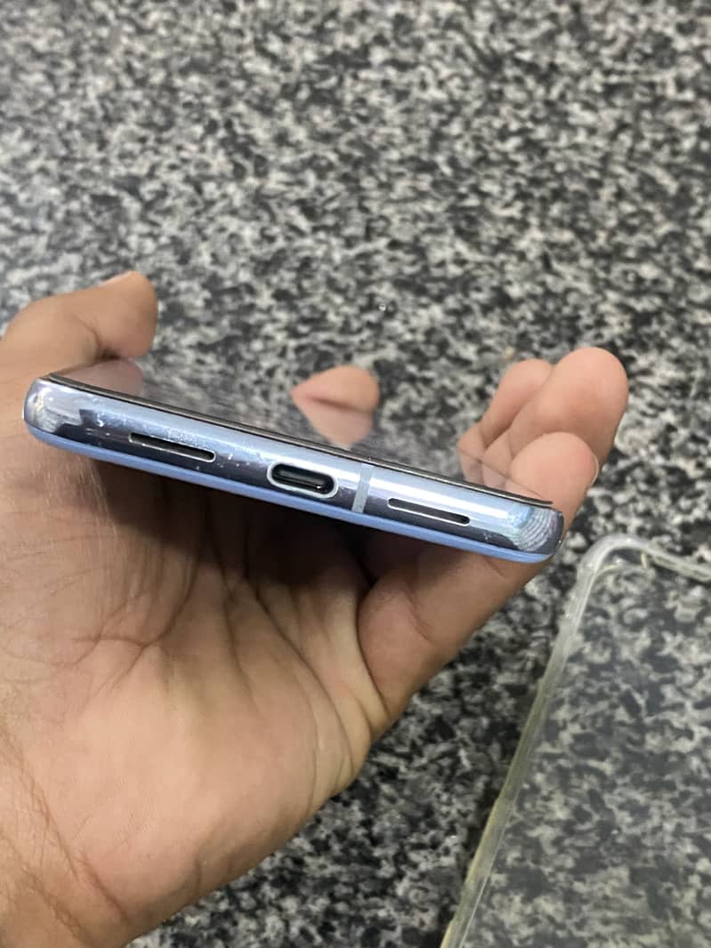 Google Pixel 8 Pro 2