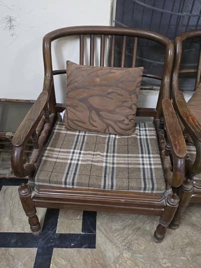 wooden sofa set for sale 4 Seater