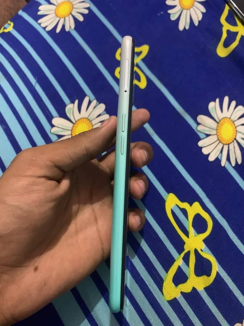 OPPO A31 3