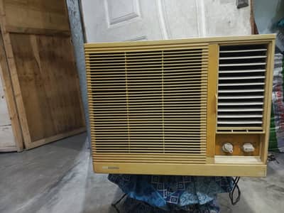 window AC 0.75