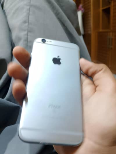 Apple iPhone 6S